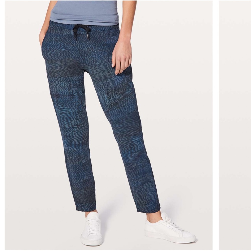 Lululemon On The Fly Pant 28" Linear Flux Battleship Multi Size 6